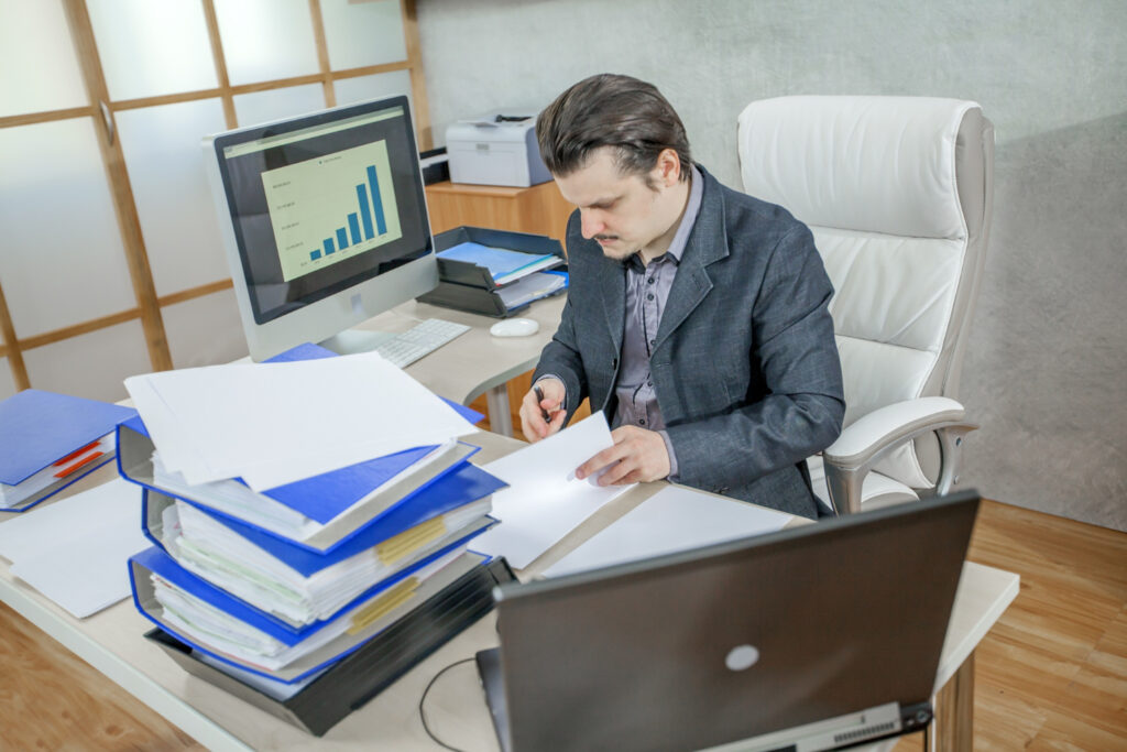 financial accountant inhuren